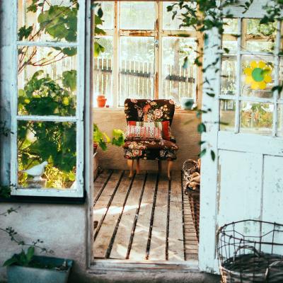 Curating for @WeAreRLadies on Twitter